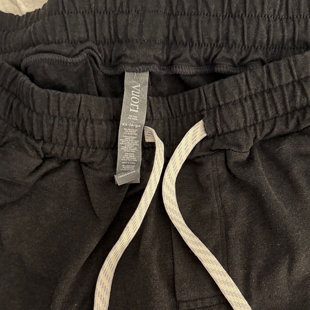 Vuori Black Performance Jogger Pants with Drawstring XXL Mens